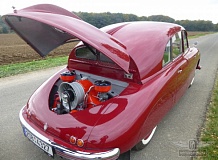 ретро автомобиль Tatra T600 "Tatraplan"