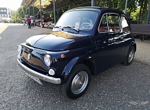 ретро автомобиль FIAT 500