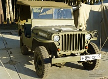 ретро автомобиль Willys MB