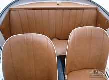 ретро автомобиль Goggomobil Coupe TS250