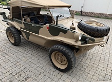 ретро автомобиль Volkswagen Schwimmwagen Typ 166 