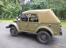 ретро автомобиль ГАЗ 69