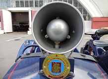 ретро автомобиль УРАЛ М62