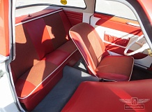 ретро автомобиль Goggomobil TS250 Coupe