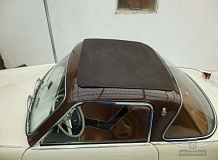 ретро автомобиль Goggomobil Coupe TS250