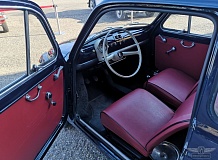 ретро автомобиль FIAT 500