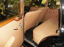 ретро автомобиль Mercedes-Benz 170S