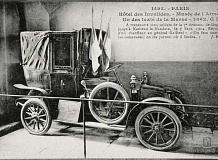 ретро автомобиль Renault AG-1 Taxi de la Marne