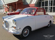ретро автомобиль Goggomobil TS250 Coupe