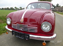 ретро автомобиль Tatra T600 "Tatraplan"