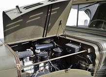 ретро автомобиль Dodge WC56