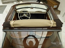 ретро автомобиль Goggomobil Coupe TS250