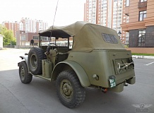 ретро автомобиль Dodge WC58 Radio Command car