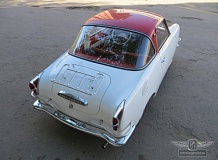 ретро автомобиль Goggomobil TS250 Coupe