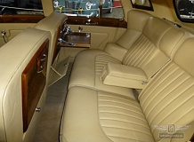 ретро автомобиль ROLLS-ROYCE SILVER CLOUD I RADFORD EDITION