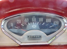ретро автомобиль Goggomobil TS250 Coupe