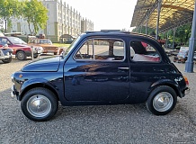ретро автомобиль FIAT 500