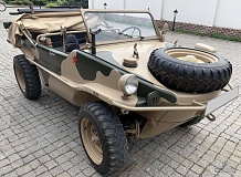 ретро автомобиль Volkswagen Schwimmwagen Typ 166 