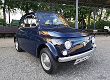 ретро автомобиль FIAT 500