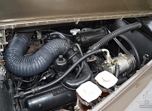 ретро автомобиль ROLLS-ROYCE SILVER CLOUD