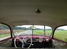 ретро автомобиль Tatra T600 "Tatraplan"
