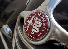 ретро автомобиль Alfa Romeo 6C 2500 Sport Superleggera, Mille Miglia!