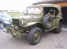 ретро автомобиль Dodge WC57 Command car