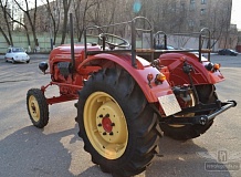 ретро автомобиль PORSCHE DIESEL STANDARD