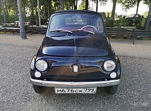 ретро автомобиль FIAT 500