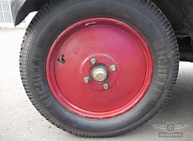 ретро автомобиль Renault NN