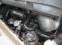 ретро автомобиль ROLLS-ROYCE SILVER CLOUD