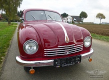 ретро автомобиль Tatra T600 "Tatraplan"
