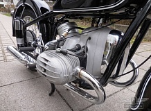 ретро автомобиль BMW R51/2