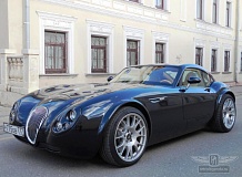 ретро автомобиль Wiesmann GT MF4