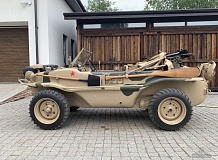 ретро автомобиль Volkswagen Schwimmwagen Typ 166 