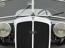 ретро автомобиль HORCH 930V