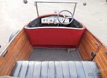 ретро автомобиль Renault NN