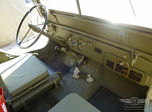 ретро автомобиль Willys MB