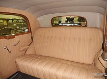 ретро автомобиль Mercedes-Benz 170S
