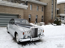 ретро автомобиль Rolls Royce Silver Cloud III