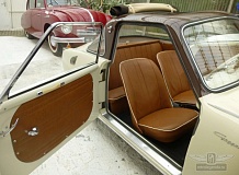 ретро автомобиль Goggomobil Coupe TS250