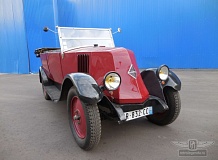 ретро автомобиль Renault NN