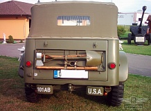 ретро автомобиль Dodge WC57 Command car