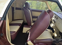 ретро автомобиль Nissan Figaro