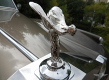 ретро автомобиль ROLLS-ROYCE SILVER CLOUD