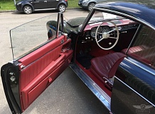 ретро автомобиль BMW 503 Coupe
