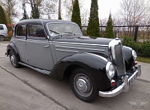 ретро автомобиль Mercedes-Benz 220 Berline Export