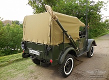 ретро автомобиль ГАЗ 69 