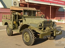 ретро автомобиль Dodge WC52