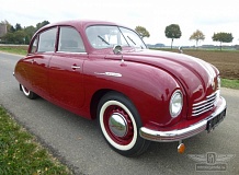 ретро автомобиль Tatra T600 "Tatraplan"
